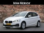 BMW 2-serie Active Tourer 218i Executive Edition | Camera |, 65 €/maand, Stof, Gebruikt, Wit