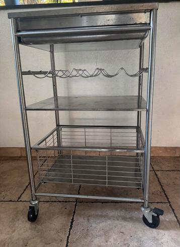 RVS keukenwagen met lade, wijnrek en mand op wieltjes beschikbaar voor biedingen