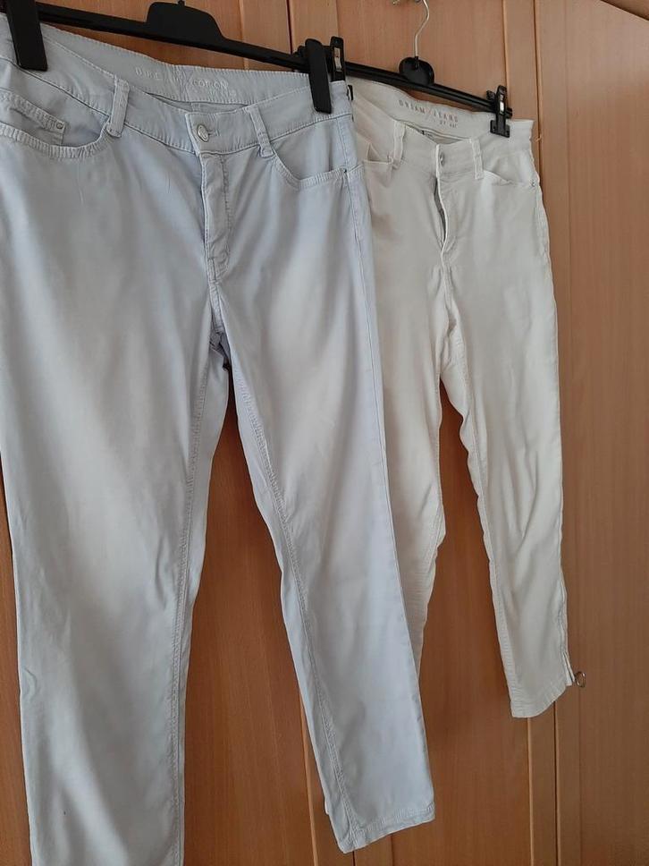 Twee MAC Dream broeken jeans maat 40/42 blauw en wit, Kleding | Dames, Broeken en Pantalons, Zo goed als nieuw, Maat 42/44 (L)