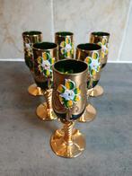 Prachtige Boheemse groene handbeschilderde glazen. 6 Stuks., Antiek en Kunst, Antiek | Glas en Kristal, Ophalen