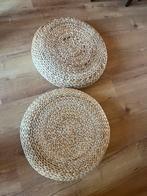 Twee keer Alseda gevlochten poef/voetenbank/tafeltje, Ophalen, Zo goed als nieuw, Rond, Minder dan 50 cm
