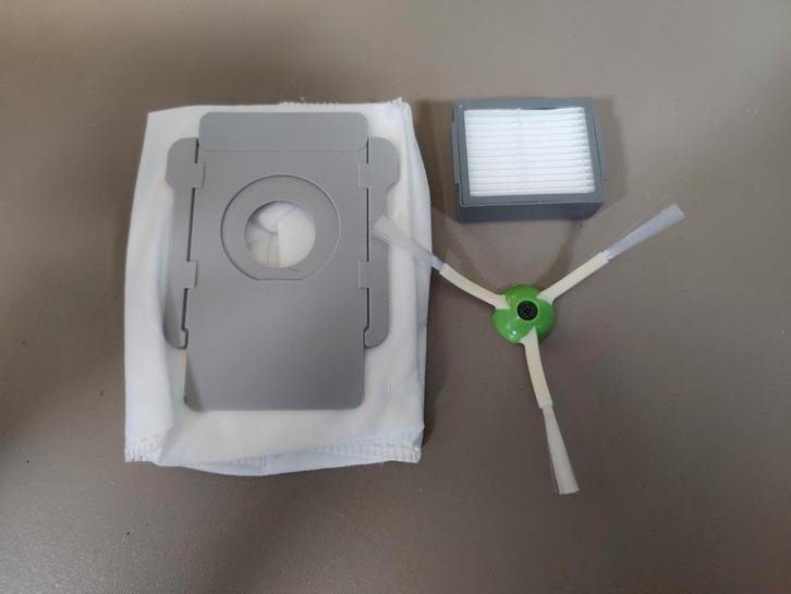Roomba i7 Accessoires: Filter, Zak, Sweeper, Witgoed en Apparatuur, Stofzuigers, Nieuw, Robotstofzuiger, Minder dan 1200 watt