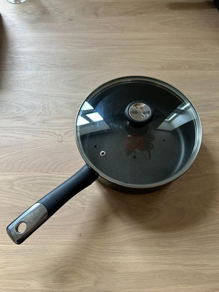 Tefal hapjespan, Huis en Inrichting, Keuken | Potten en Pannen, Gebruikt, Koekenpan of Braadpan, Ophalen