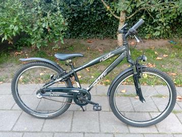Stoere 26 inch gebruikte jongensfiets Flyke Bike beschikbaar voor biedingen