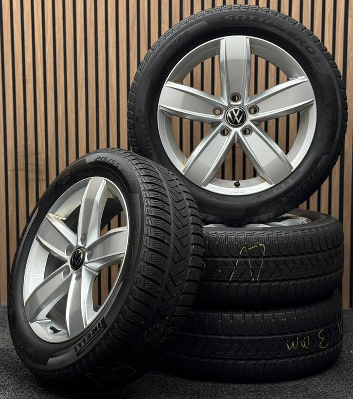 Originele 17 inch VW Passat T-Roc Corvara 5x112 ET41 Pirelli, Auto-onderdelen, Banden en Velgen, Banden en Velgen, Winterbanden