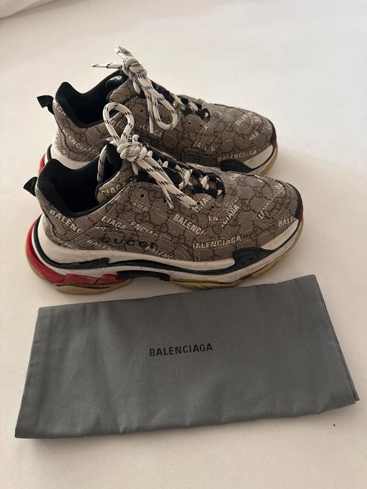 Balenciaga x Gucci Sneakers - Zo goed als nieuw!, Kleding | Dames, Schoenen, Zo goed als nieuw, Sneakers of Gympen, Bruin, Ophalen