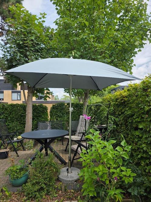 Protecq parasol zgan 200 x 200 cm (boot), Tuin en Terras, Parasols, Zo goed als nieuw, Stokparasol, 1 tot 2 meter, Kantelbaar