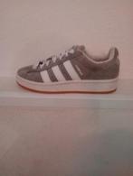 Schoenen, Adidas, Ophalen of Verzenden, Grijs, Sneakers of Gympen