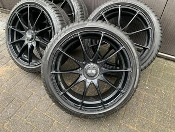 18 inch OZ Racing Formula HLT velgen met Pirelli banden! beschikbaar voor biedingen