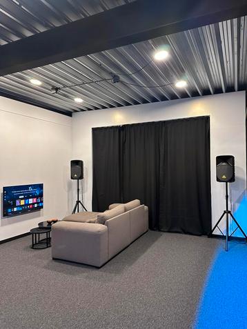 Set Behringer Eurolive B112D actieve PA speakers beschikbaar voor biedingen