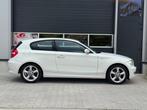 Bmw 1-SERIE 116i INTRODUCTION / AIRCO PDC CRUISE BT LICHT- &, Auto's, BMW, 1-Serie, 65 €/maand, Achterwielaandrijving, 4 cilinders