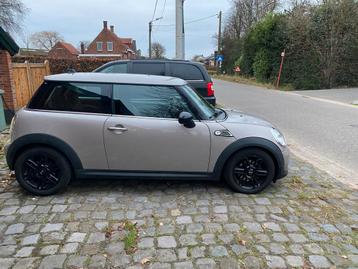 Mini 1.6 ONE 2012 cappuccino beschikbaar voor biedingen