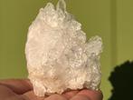 Bergkristal cluster mineralen uit Brazilië, Verzamelen, Mineralen en Fossielen, Ophalen of Verzenden, Mineraal