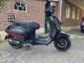 Piaggio Vespa Sprint 50 scooter Full Options beschikbaar voor biedingen