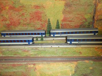 Märklin 4218 2x en 4219 2x, BLS rijtuigen Zwitserland beschikbaar voor biedingen