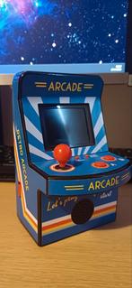 HEMA Mini Arcade 200 in 1 spellen, Spelcomputers en Games, Spelcomputers | Overige, Ophalen of Verzenden, Zo goed als nieuw
