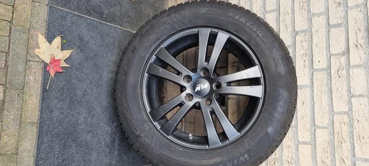 Winterbanden voor bv nissan qashqai, Auto-onderdelen, Banden en Velgen, Banden en Velgen, Winterbanden, 16 inch, 215 mm, Personenwagen