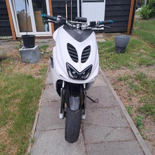 Yamaha aerox, Fietsen en Brommers, Scooters | Yamaha, Gebruikt, Aerox, Ophalen