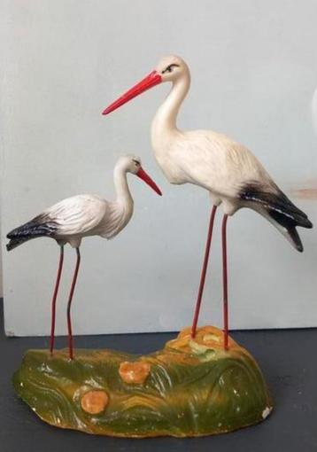 Brocante Ooievaar met kleintje beschikbaar voor biedingen