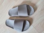 Archies slippers, Kleding | Dames, Schoenen, Ophalen, Zo goed als nieuw, Bruin