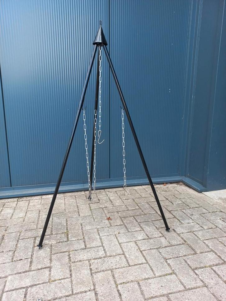 Poot Deelbaar Grill BBQ Driepoot, Audio, Tv en Foto, Fotografie | Statieven en Balhoofden, Nieuw, Driepoot, Minder dan 150 cm