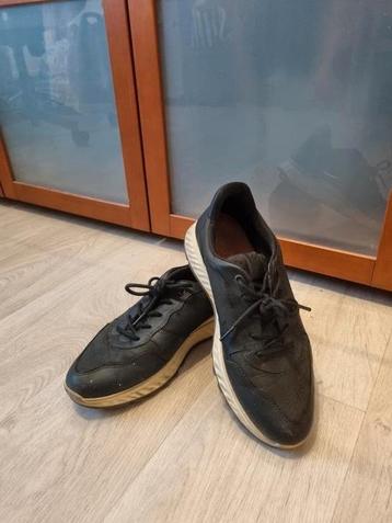 Ecco sneakers beschikbaar voor biedingen