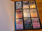NIEUW. Hele gevulde map met 398 pokemonkaarten nieuw, Ophalen of Verzenden, Nieuw