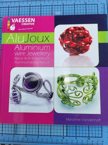 Aluminium sieraden maken beschikbaar voor biedingen