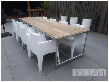 Tafel / tuintafel steigerbuis met steigerhout beschikbaar voor biedingen
