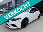 Mercedes-Benz A-klasse 200 Business Solution AMG pakket sfee, 4 cilinders, Leder en Stof, Bedrijf, 19 km/l