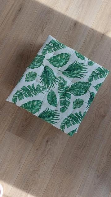 6 Zitkussens 43x43cm  beschikbaar voor biedingen