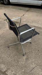Eames EA 108 netweave 3x, Huis en Inrichting, Stoelen, Ophalen, Gebruikt, Wit, Drie
