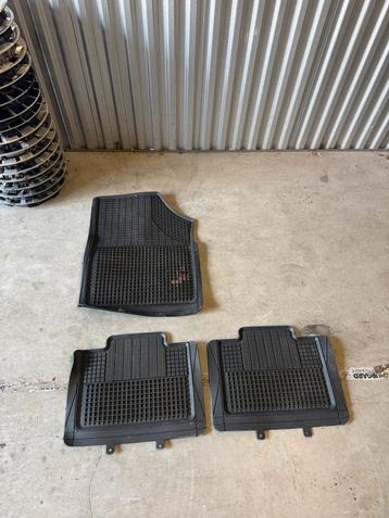 Automatten - 3 stuks beschikbaar voor biedingen