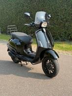 Vespa Sprint 2019! Black! Malossi! Brom!, Fietsen en Brommers, Scooters | Vespa, Ophalen of Verzenden, Zo goed als nieuw, Benzine