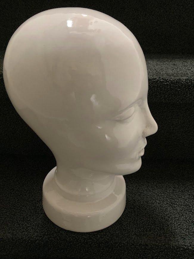 Puntgaaf keramieken Scheurich wit hoofd. 35 euro, Antiek en Kunst, Kunst | Designobjecten, Ophalen of Verzenden