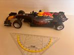 Max Verstappen 2017 model (1:24), Hobby en Vrije tijd, Modelauto's | 1:24, Ophalen of Verzenden, Zo goed als nieuw, Bburago