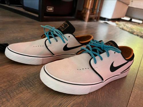 Nike SB Zoom Janoski ‘Safari’, Kleding | Dames, Schoenen, Nieuw, Sneakers of Gympen, Wit, Ophalen of Verzenden