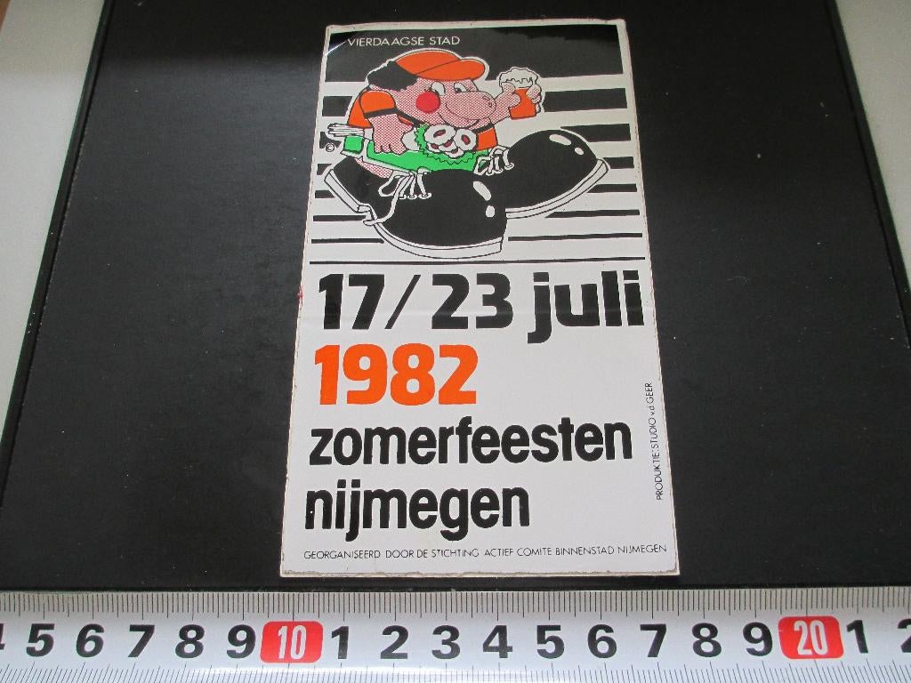 sticker nijmegen zomerfeesten 1982 vierdaagse stad wammus, Verzamelen, Ophalen, Zo goed als nieuw
