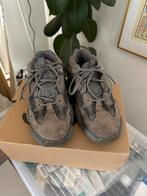 Yeezy boost 500 Granite 42 8.5 us - Gedragen, Ophalen of Verzenden, Gedragen, Grijs, Sneakers of Gympen