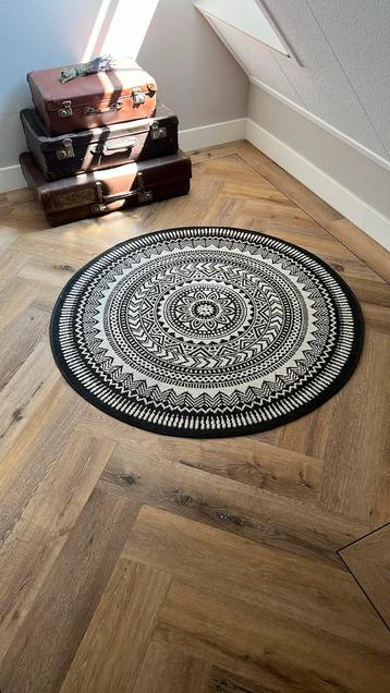 Buitenkleed tuinkleed binnenkleed rond zgan 120 cm zwart beschikbaar voor biedingen