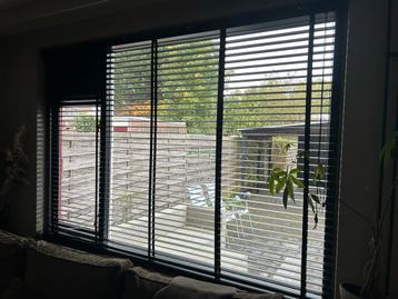 Mat Zwarte Aluminium Jaloezieën - Verschillende Maten beschikbaar voor biedingen