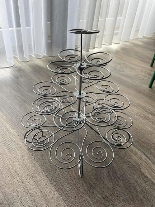 Cupcake standaard, Hobby en Vrije tijd, Taarten en Cupcakes maken, Zo goed als nieuw, Serveervorm, Cupcakes, Ophalen of Verzenden