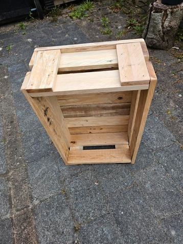 Kratjes hout, 49x33x18 cm.  beschikbaar voor biedingen