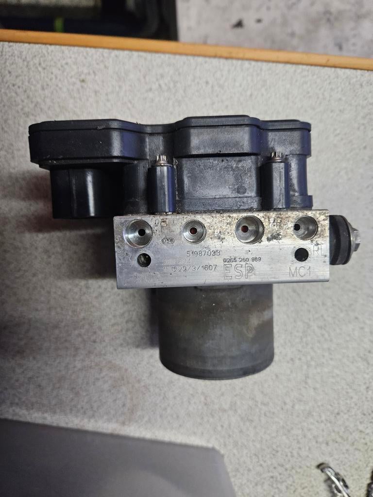 ABSPOMP/MODULE Peugeot Boxer 2.2 bj.2016, Ophalen of Verzenden, Gebruikt, Peugeot