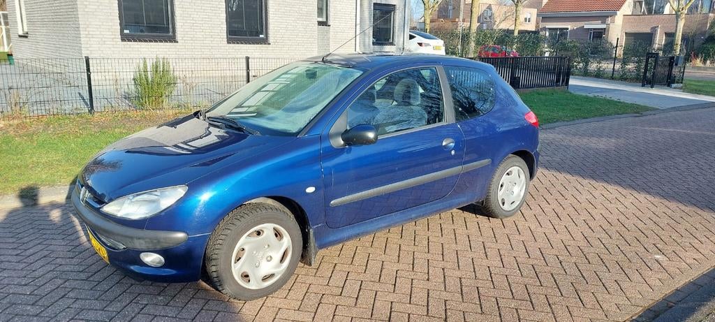 Peugeot 206