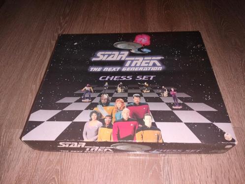 Star Trek The Next Generation schaakset, Hobby en Vrije tijd, Gezelschapsspellen | Bordspellen, Gebruikt, Een of twee spelers