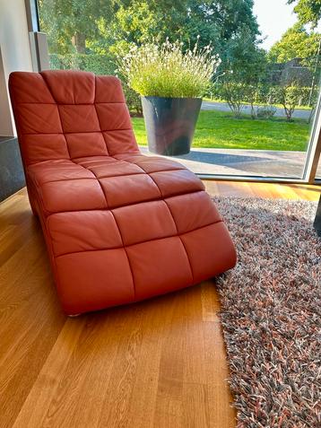 Chaise longue van Kuka beschikbaar voor biedingen