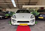 Porsche Cayenne 3.6 300PK AUT PANO FULL! 2011, Automaat, 2005 kg, Gebruikt, 3598 cc