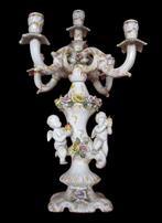 Capodimonte dubbeldelig porseleinen kandelaar., Antiek en Kunst, Antiek | Kandelaars, Ophalen, Koper of Brons