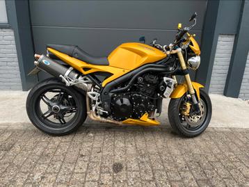 Triumph speed triple 1050 beschikbaar voor biedingen